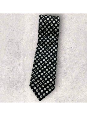TIE RACK Silk Tie ITALY Black White Soccer Ball W:3.7" EUC